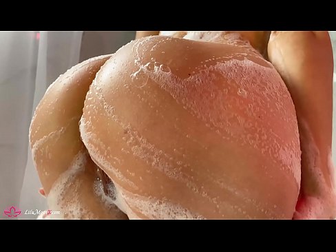 ❤️ Brunette Masturbates Pus karo Vibrator kanggo Intens Orgasme ing Shower Saru kualitas ing pornojv.eviewporn.ru ️❤