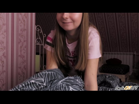 ❤️ Blondie nyedot dheweke bff rumiyin lan nemu cum ing dheweke tutuk Saru kualitas ing pornojv.eviewporn.ru ️❤