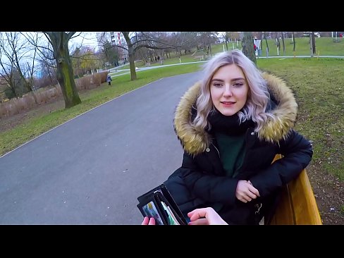 ❤️ Swallows cum panas wong liyo kang kanggo dhuwit - bukkake ing taman dening Eva Elfie Saru kualitas ing pornojv.eviewporn.ru ️❤